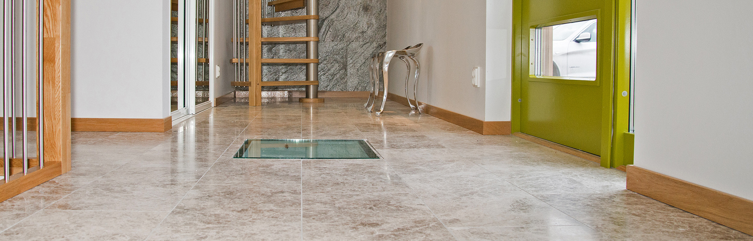 Kalksten Nordic i hall